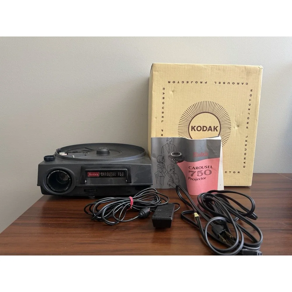 Vintage Kodak Carousel 750 Slide Projector Ektanar Lens Remote Manual Original